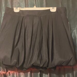 A New Day Elegant Black Bubble Mini Skirt, Size XXL. 36 Wast X 17.5 Length